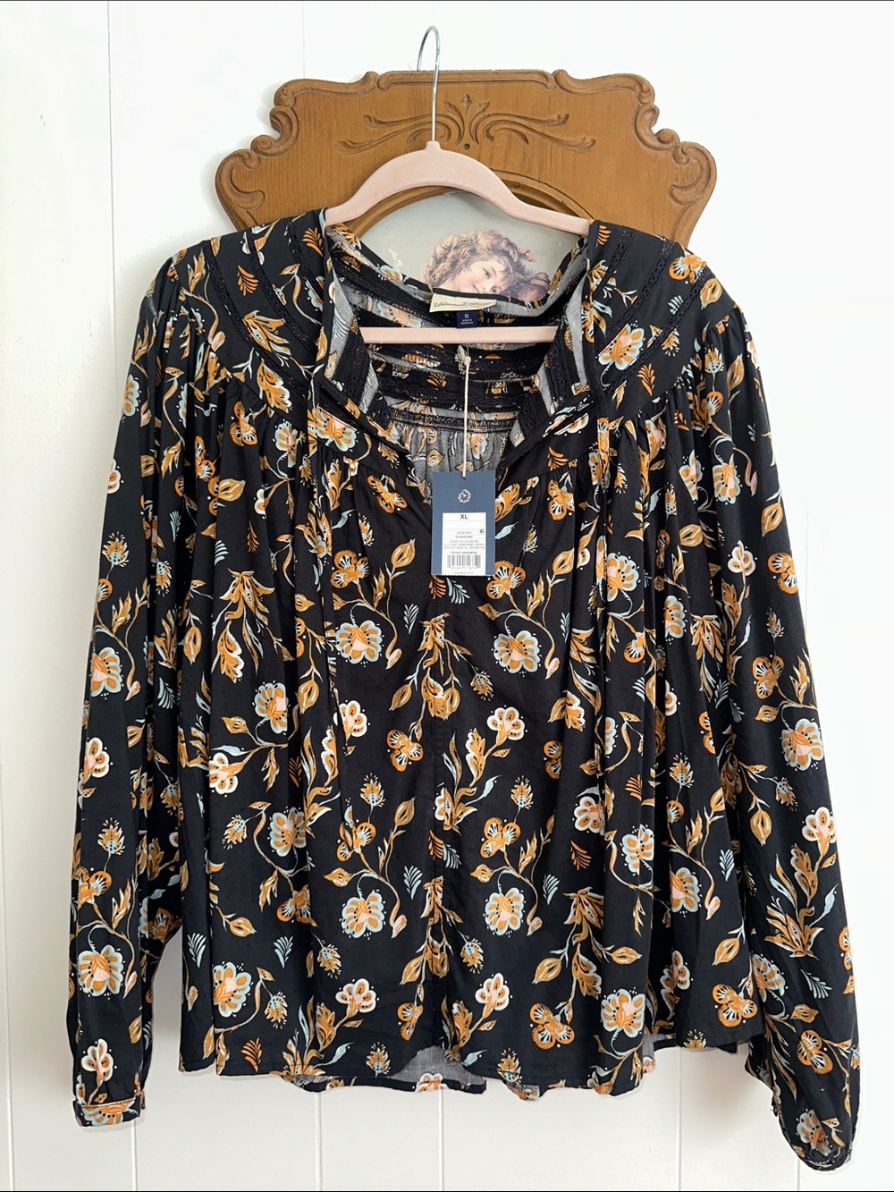 Universal Thread Black Floral Long-Sleeve Peasant Blouse